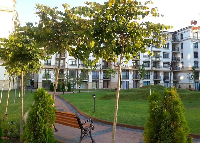 айвазовский парк アパート ポモリエ