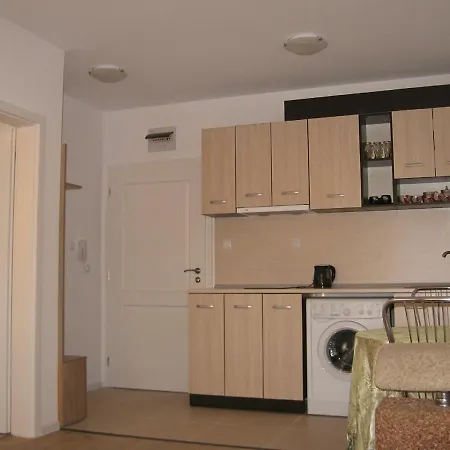 айвазовский парк Appartement Pomorie